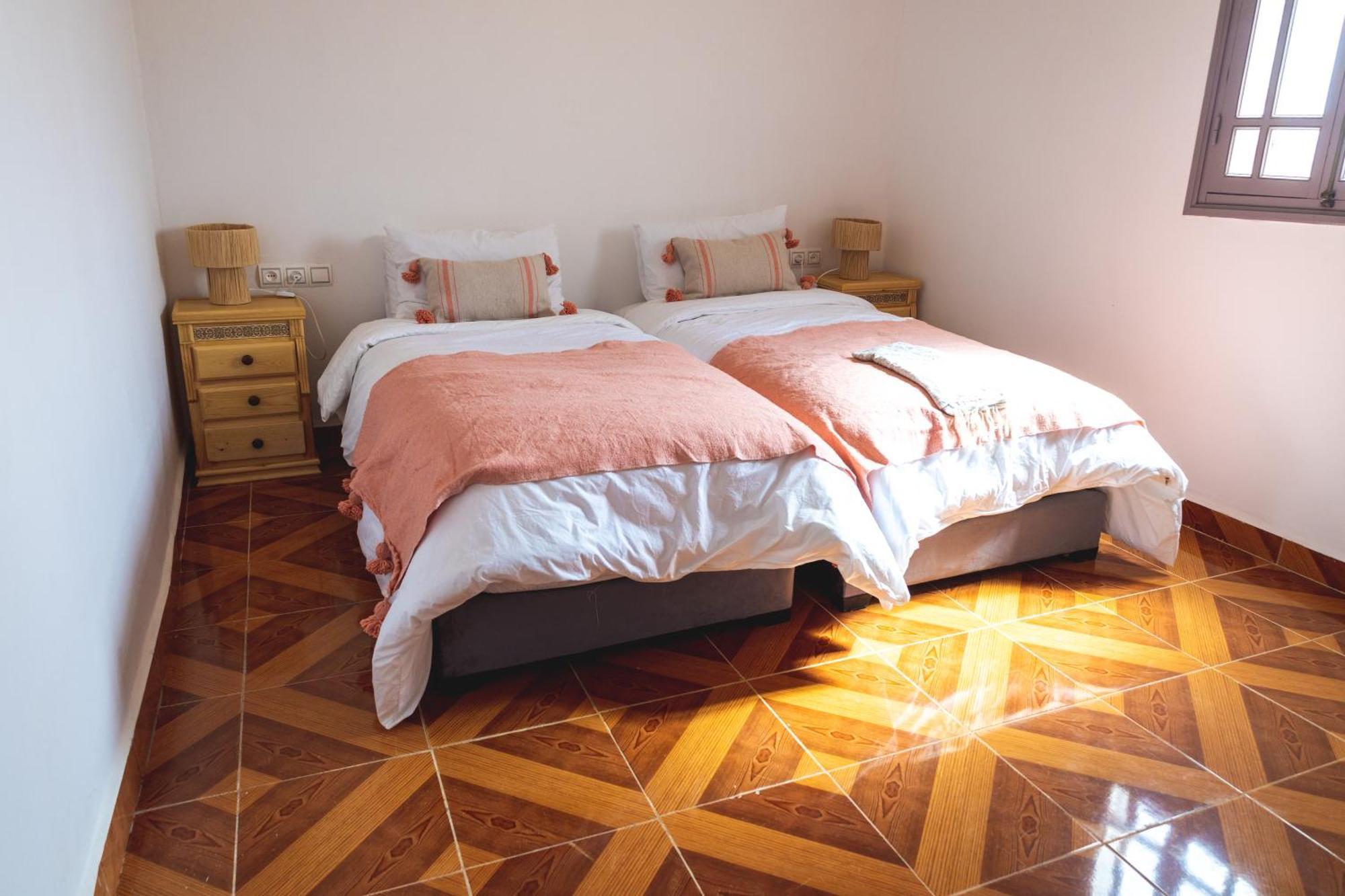 House Of Omm Bed & Breakfast ซิดี้คาโอกี ภายนอก รูปภาพ